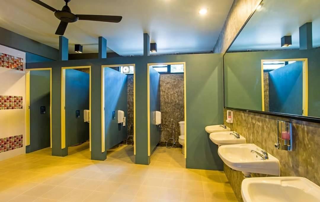 Amity Poshtel Hostel Krabi town Εξωτερικό φωτογραφία